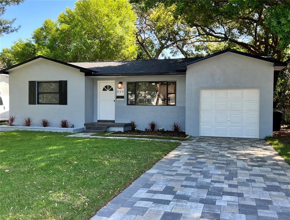 3134 32ND AVENUE N ST PETERSBURG, FL 33713