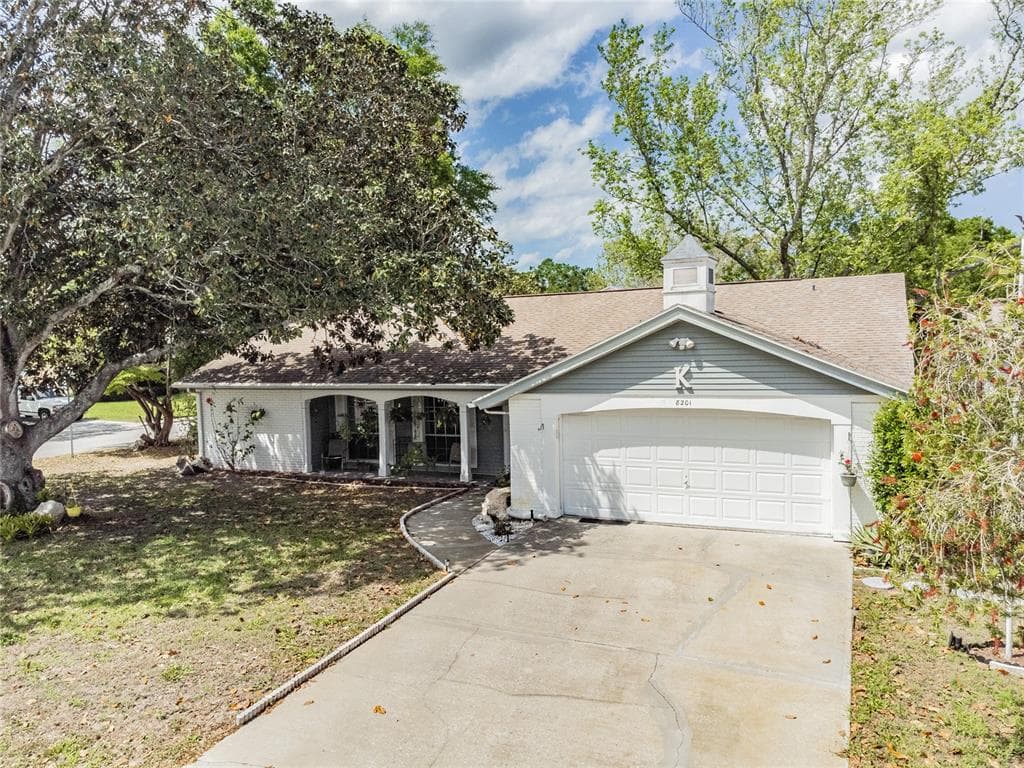 8201 SPLIT RAIL LANE HUDSON, FL 34667