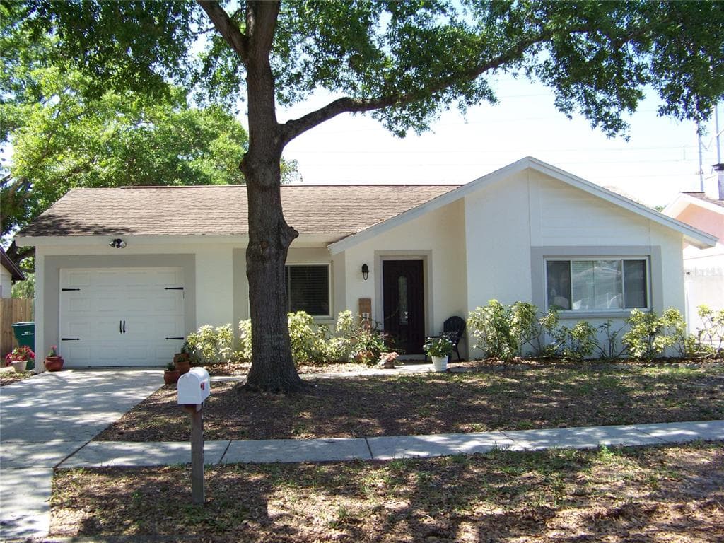 1882 CITRUS HILL LANE PALM HARBOR, FL 34683