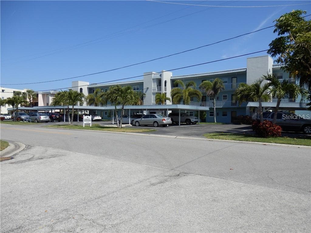 12405 3RD STREET E UNIT 106 TREASURE ISLAND, FL 33706