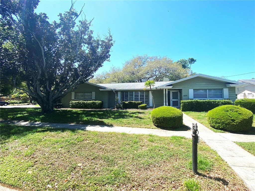 600 RICHARDS AVENUE CLEARWATER, FL 33755