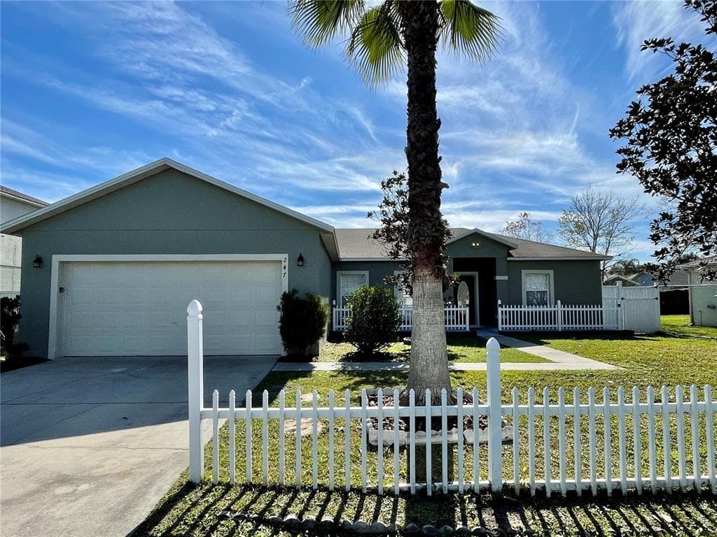 247 CANTERBURY COURT KISSIMMEE, FL 34758