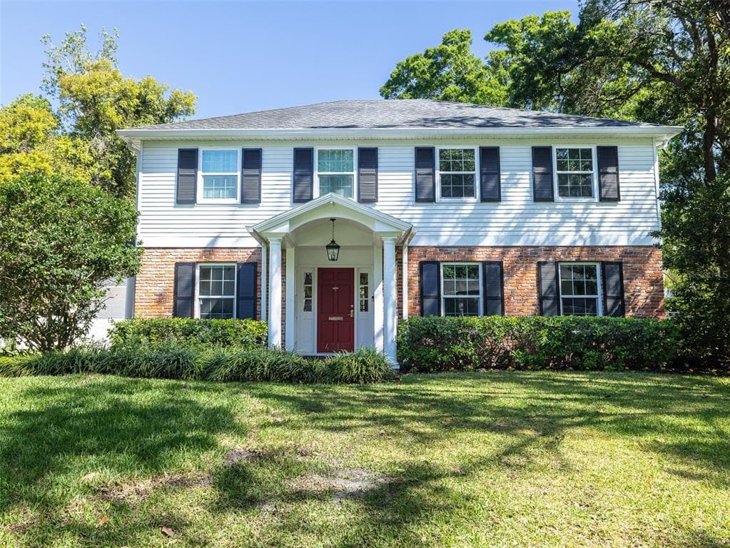 4519 W BROOKWOOD DRIVE TAMPA, FL 33629