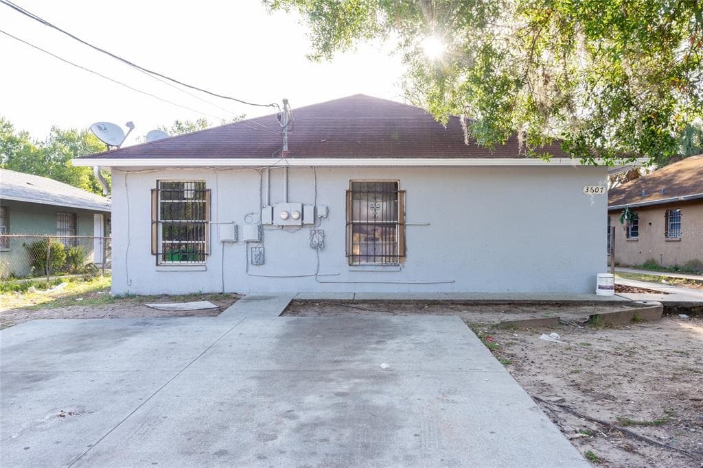 3607 N 54TH STREET TAMPA, FL 33619