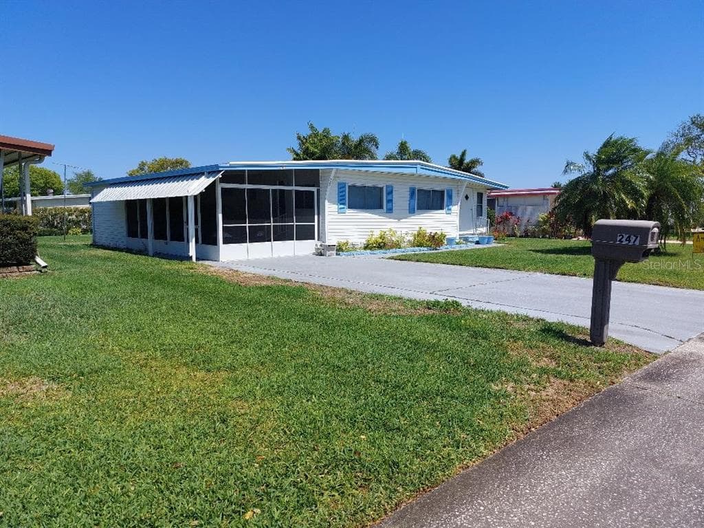 247 INDEPENDENCE AVENUE UNIT 21 PALM HARBOR, FL 34684