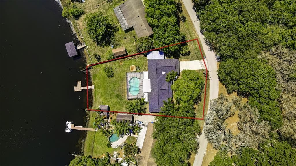 15413 E LAKE BURRELL DRIVE LUTZ, FL 33549