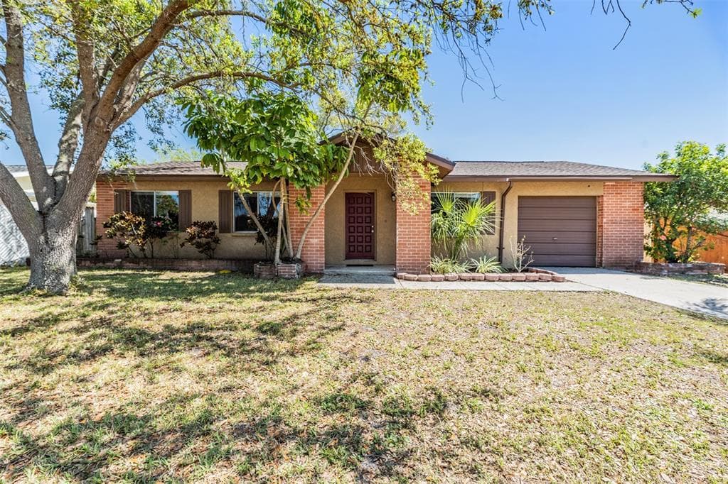 10633 92ND STREET N SEMINOLE, FL 33777