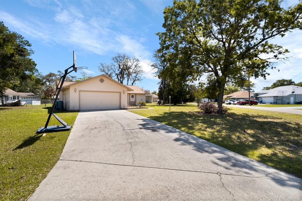 13506 BONITA AVENUE SPRING HILL, FL 34609