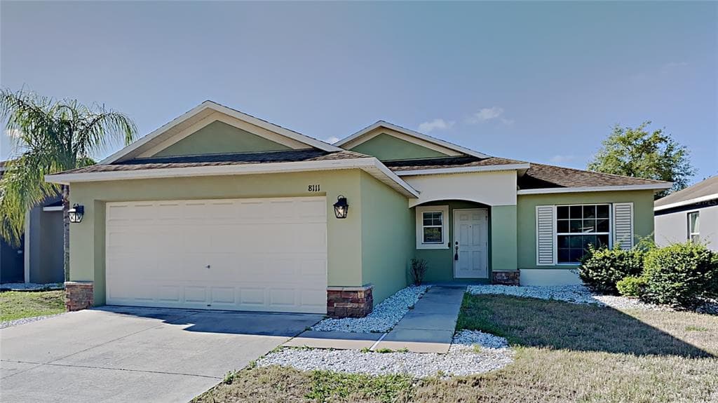 8111 ALAMOSA WOOD AVENUE RUSKIN, FL 33573