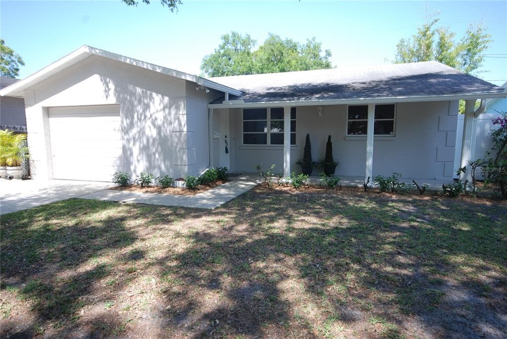 3937 IRIS STREET N ST PETERSBURG, FL 33703