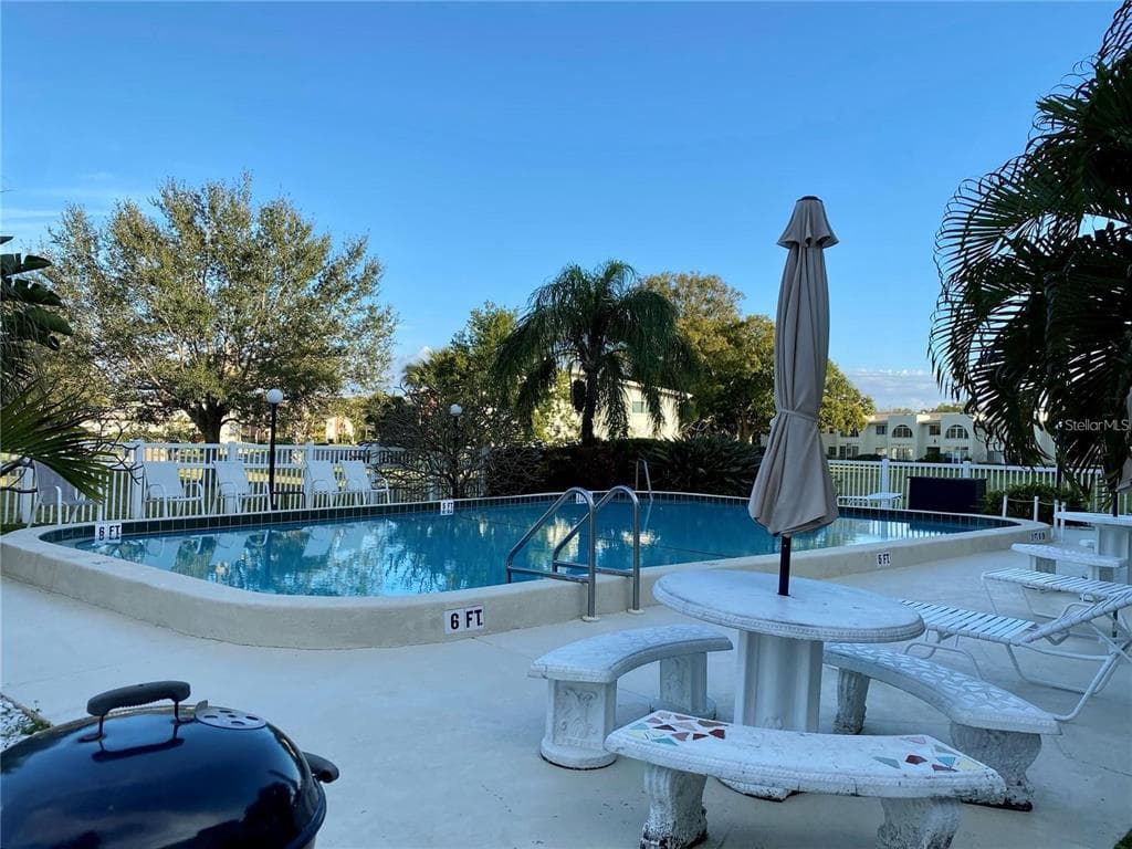 4595 CHANCELLOR STREET NE UNIT 101 ST PETERSBURG, FL 33703