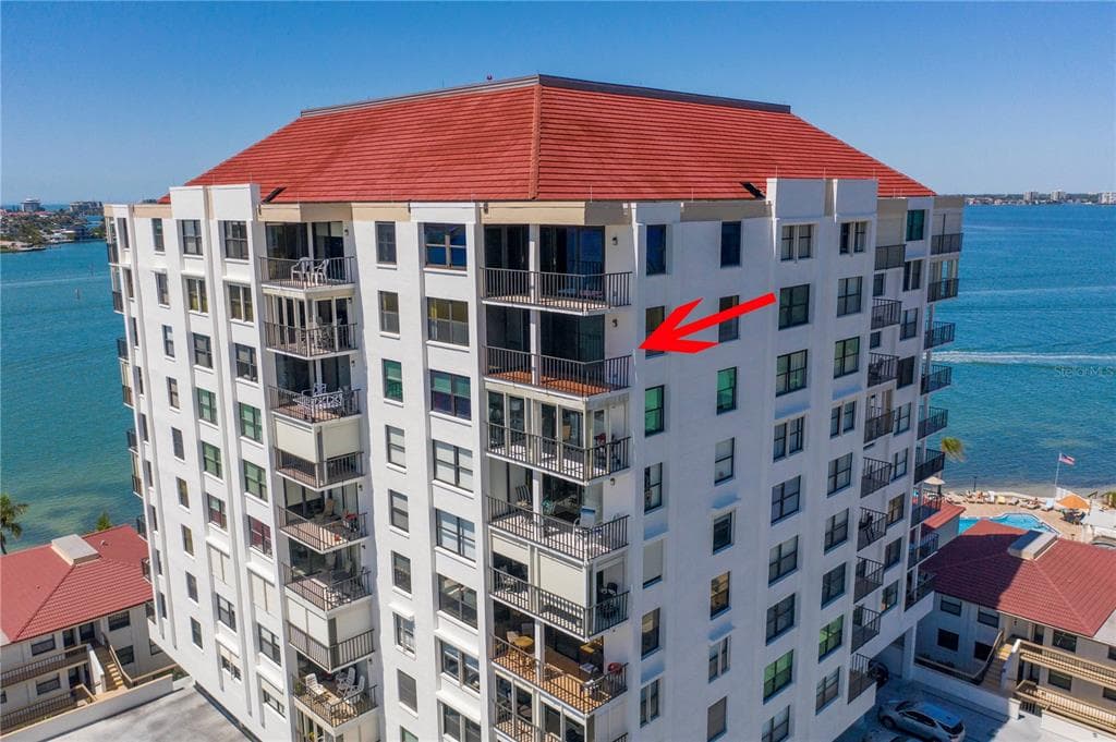 6265 SUN BOULEVARD UNIT 1104