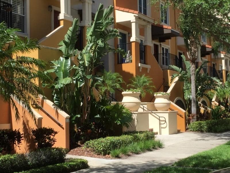 100 4TH AVENUE S UNIT 318 ST PETERSBURG, FL 33701