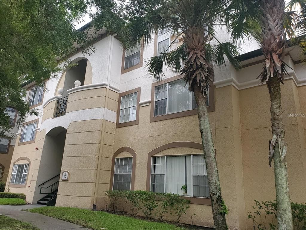17108 CARRINGTON PARK DRIVE UNIT 722 TAMPA, FL 33647