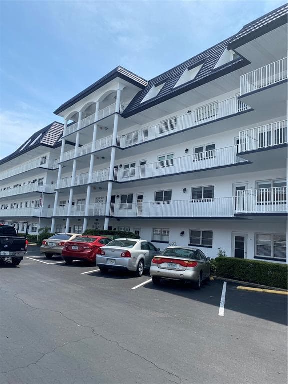 5960 30TH AVENUE S UNIT 407 GULFPORT, FL 33707