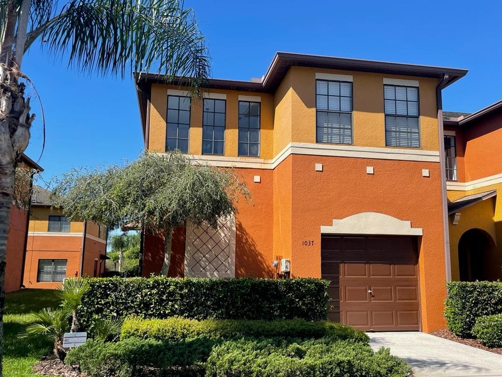 1037 BLACKWATER DRIVE UNIT 3B WESLEY CHAPEL, FL 33543