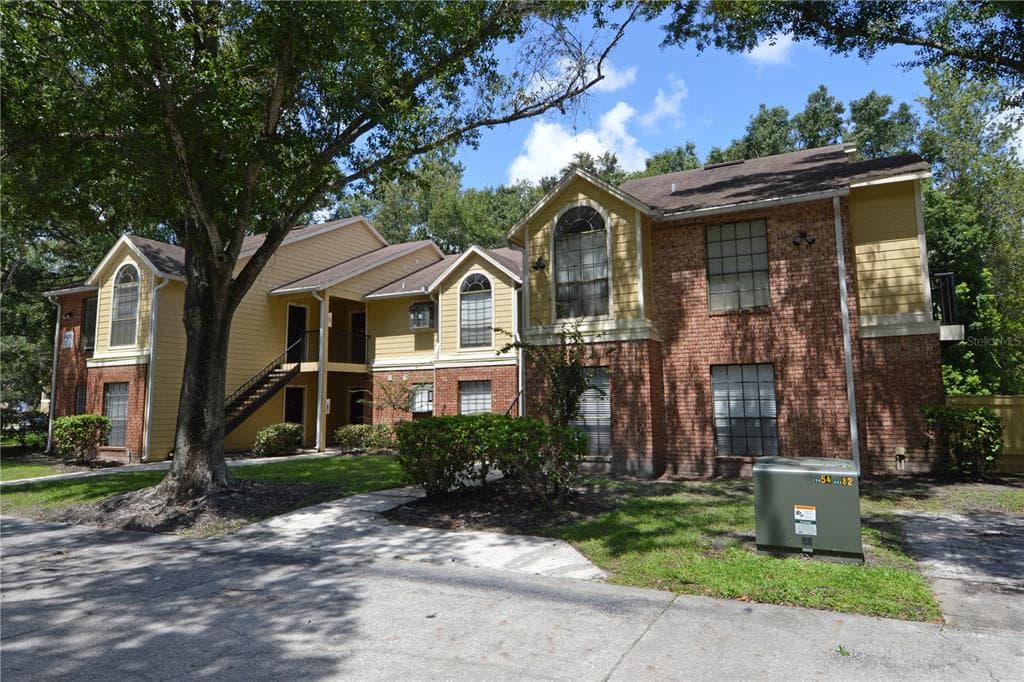 8630 MALLARD RESERVE DRIVE UNIT 203 TAMPA, FL 33614