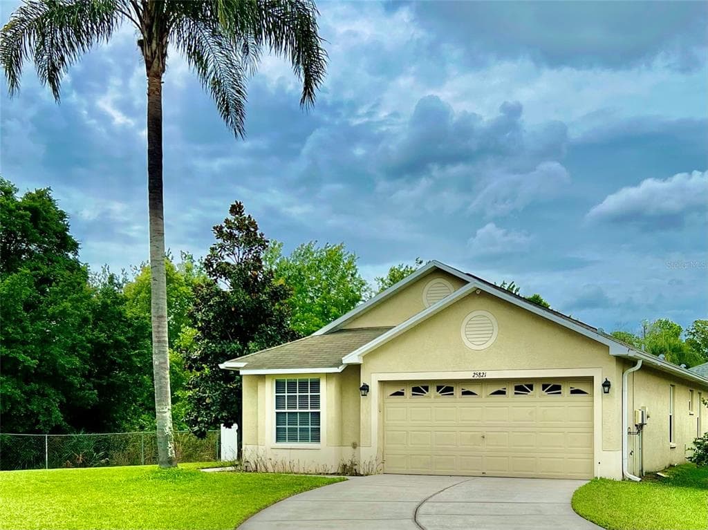 25821 SYME COURT LAND O LAKES, FL 34639