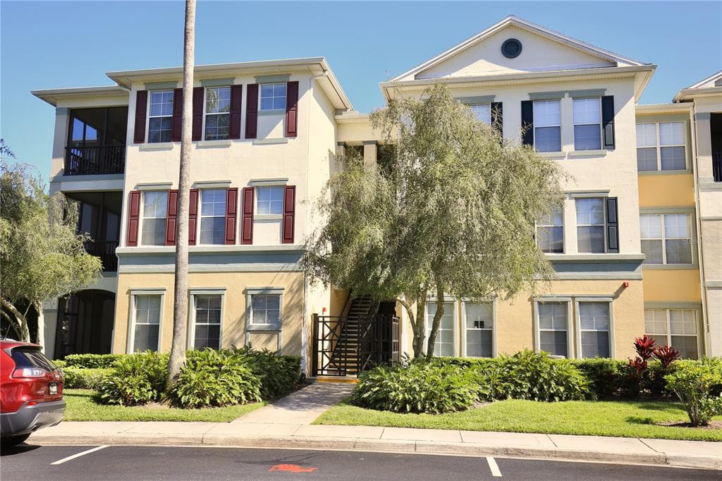 8180 BOAT HOOK LOOP UNIT 109 WINDERMERE, FL 34786