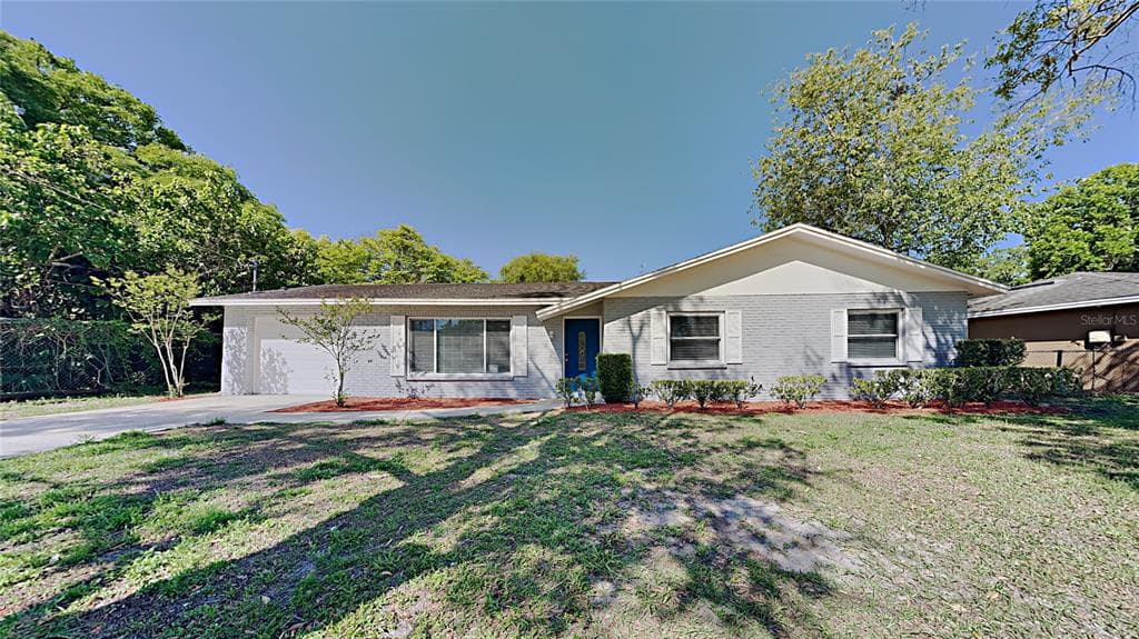 8718 N WHITTIER STREET TAMPA, FL 33617