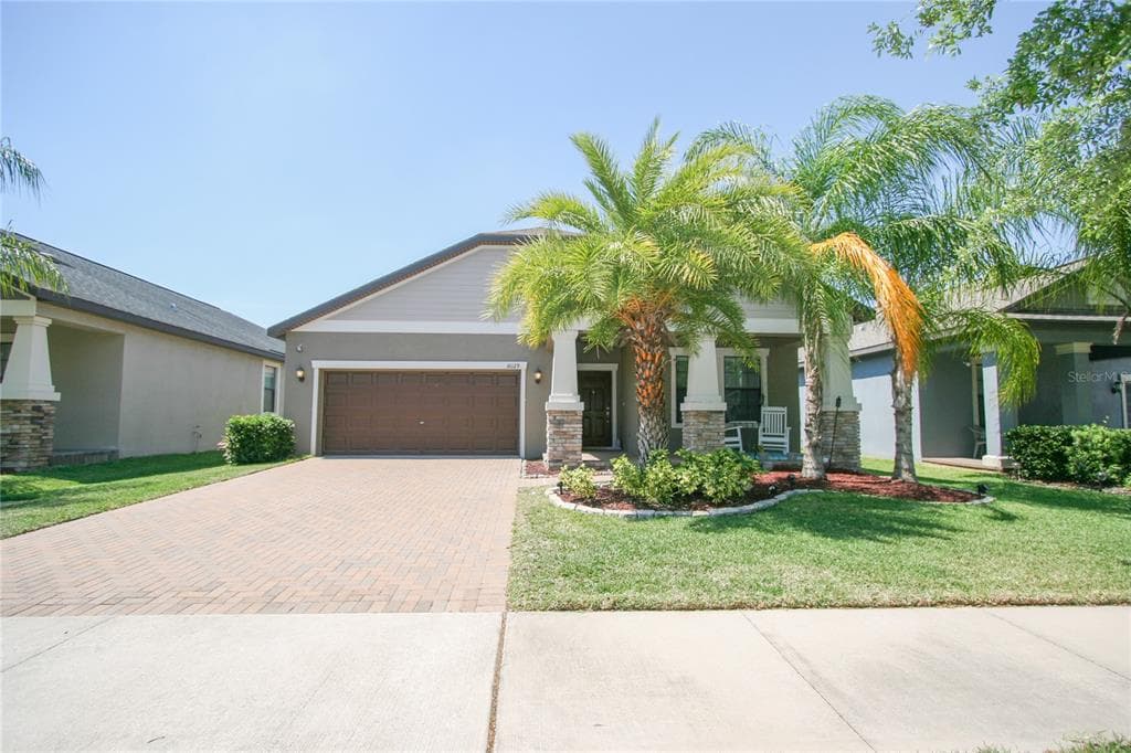 10129 COUNT FLEET DRIVE RUSKIN, FL 33573