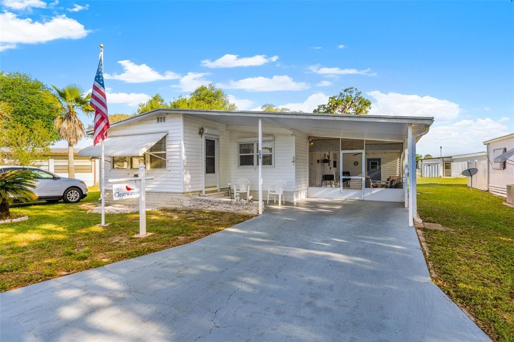 34905 CARL AVENUE ZEPHYRHILLS, FL 33541