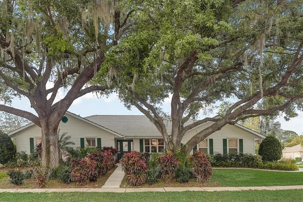 1224 SORRENTO WOODS BOULEVARD NOKOMIS, FL 34275
