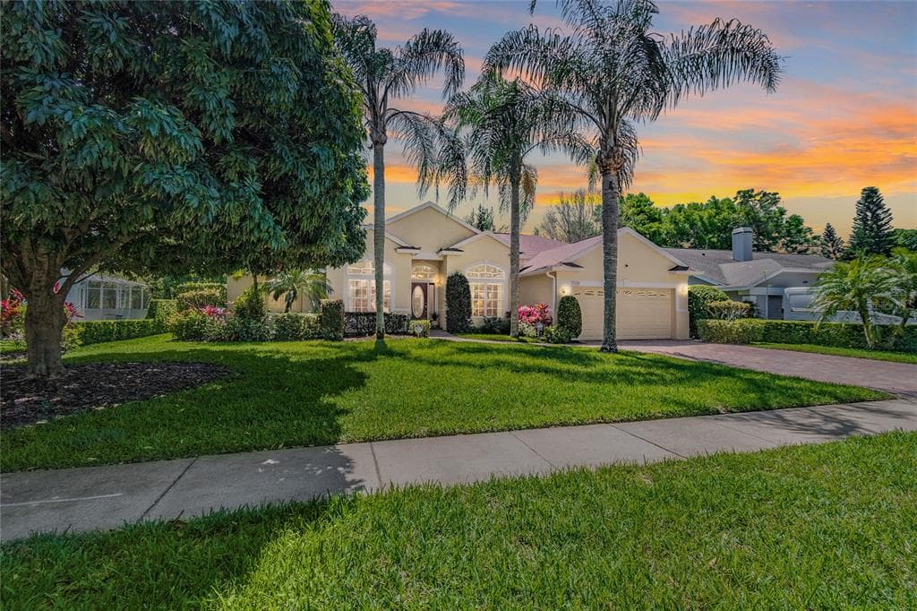 7524 LINDENHURST DRIVE ORLANDO, FL 32836