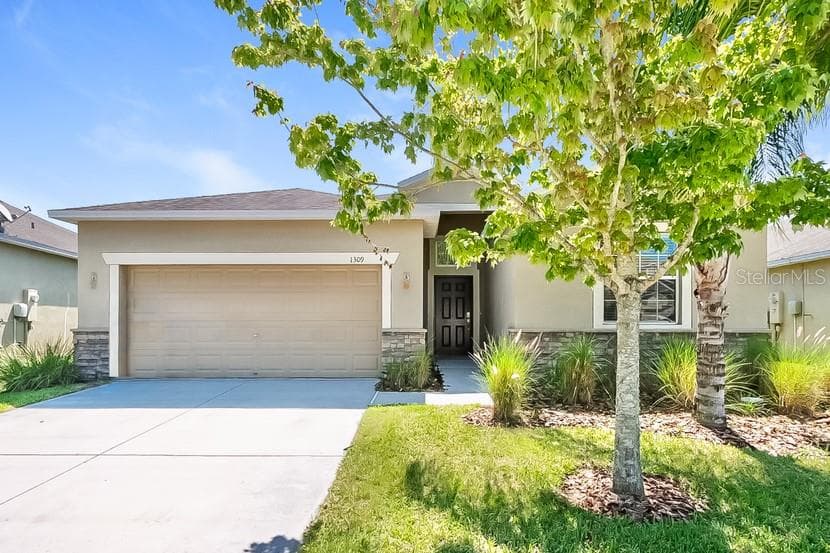 1309 OAK POND STREET RUSKIN, FL 33570