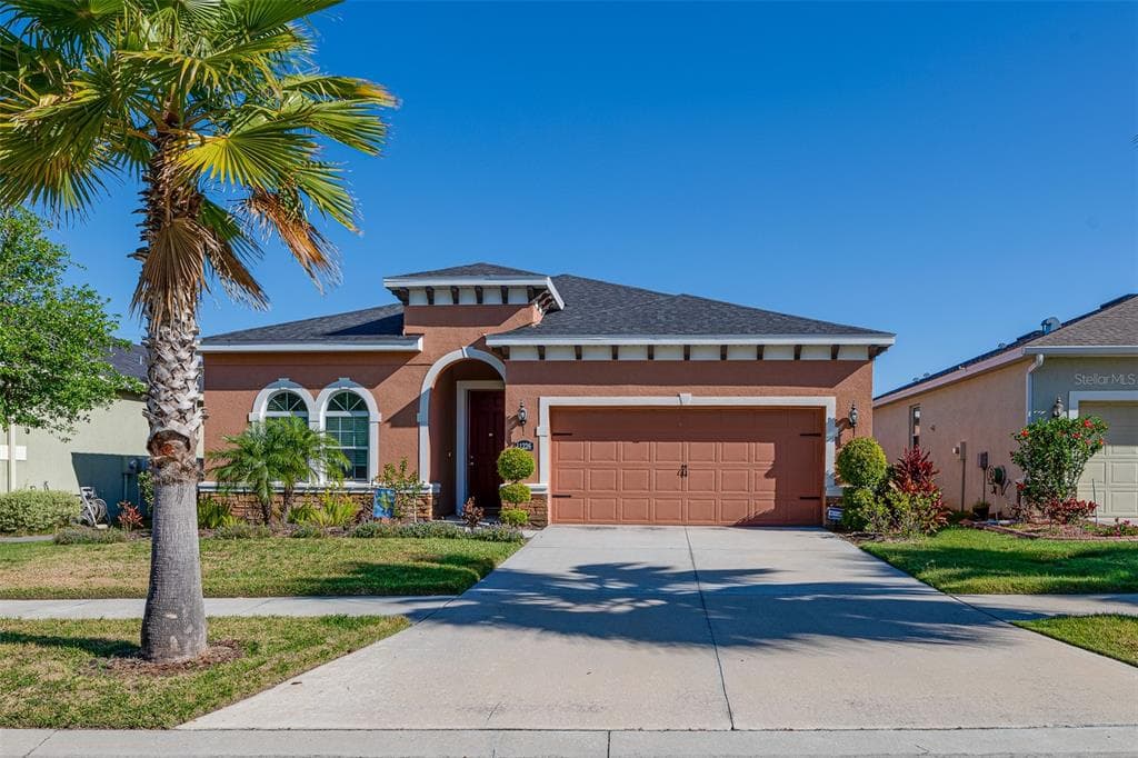 11226 SPRING POINT CIRCLE RIVERVIEW, FL 33579