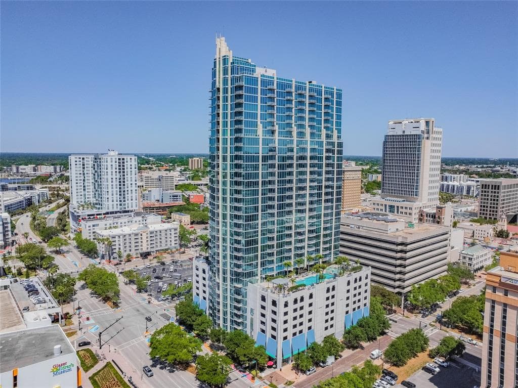 777 N ASHLEY DRIVE UNIT 3211 TAMPA, FL 33602