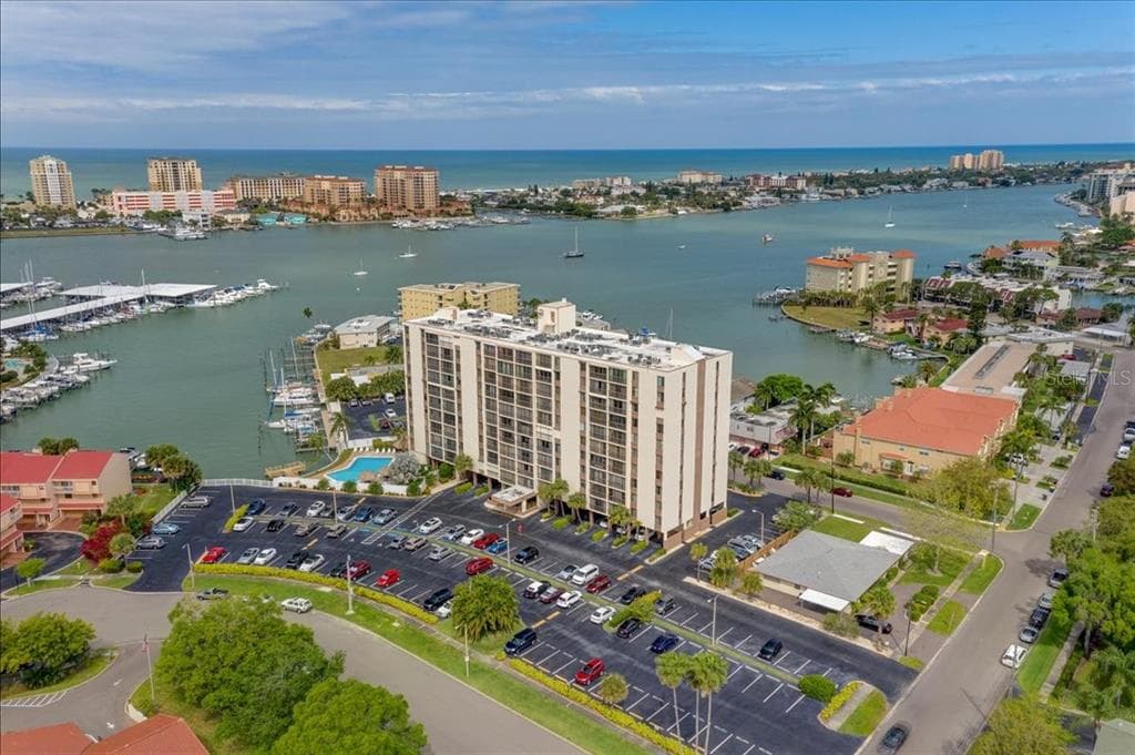 255 DOLPHIN POINT UNIT 709
