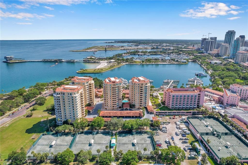 555 5TH AVENUE NE UNIT 254 ST PETERSBURG, FL 33701