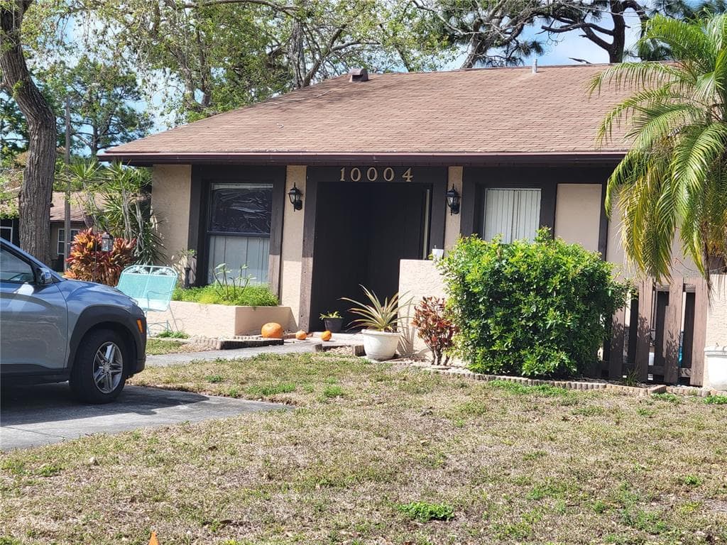 10004 87TH STREET SEMINOLE, FL 33777