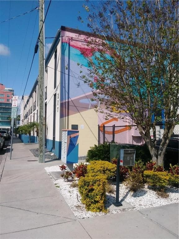 217 N 12TH STREET UNIT 105 TAMPA, FL 33602