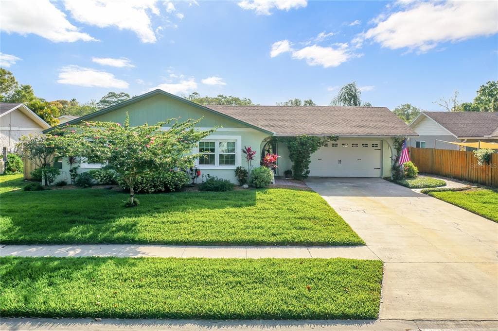 1575 COTTONWOOD TER DUNEDIN, FL 34698