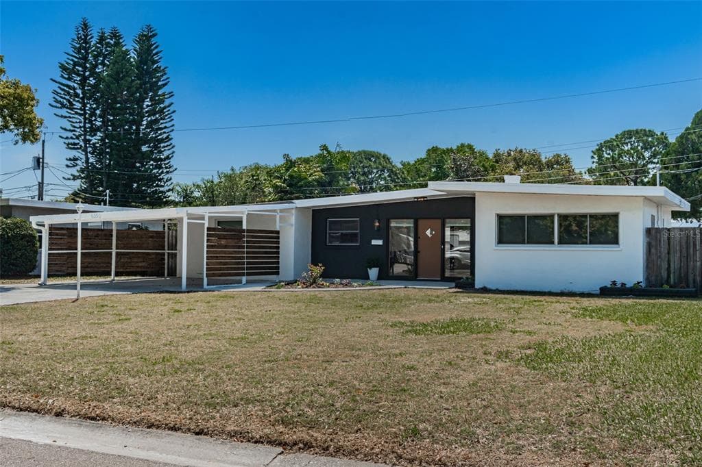 6350 HAMPTON DRIVE N ST PETERSBURG, FL 33710