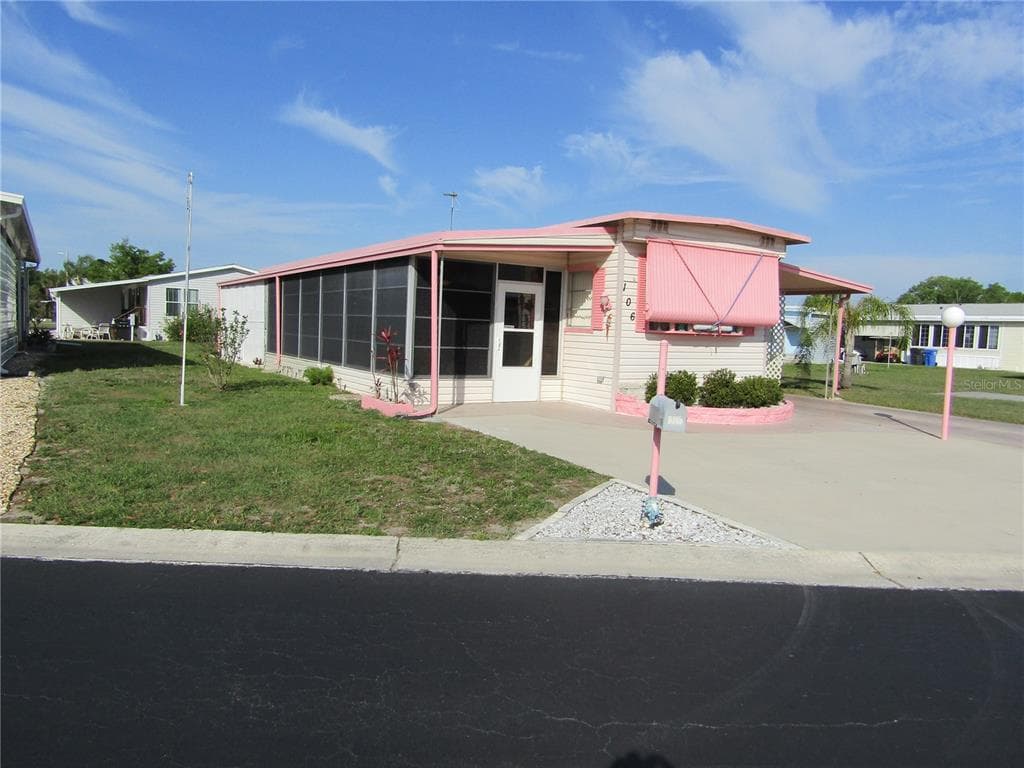106 E SAINT LUCIA LOOP APOLLO BEACH, FL 33572