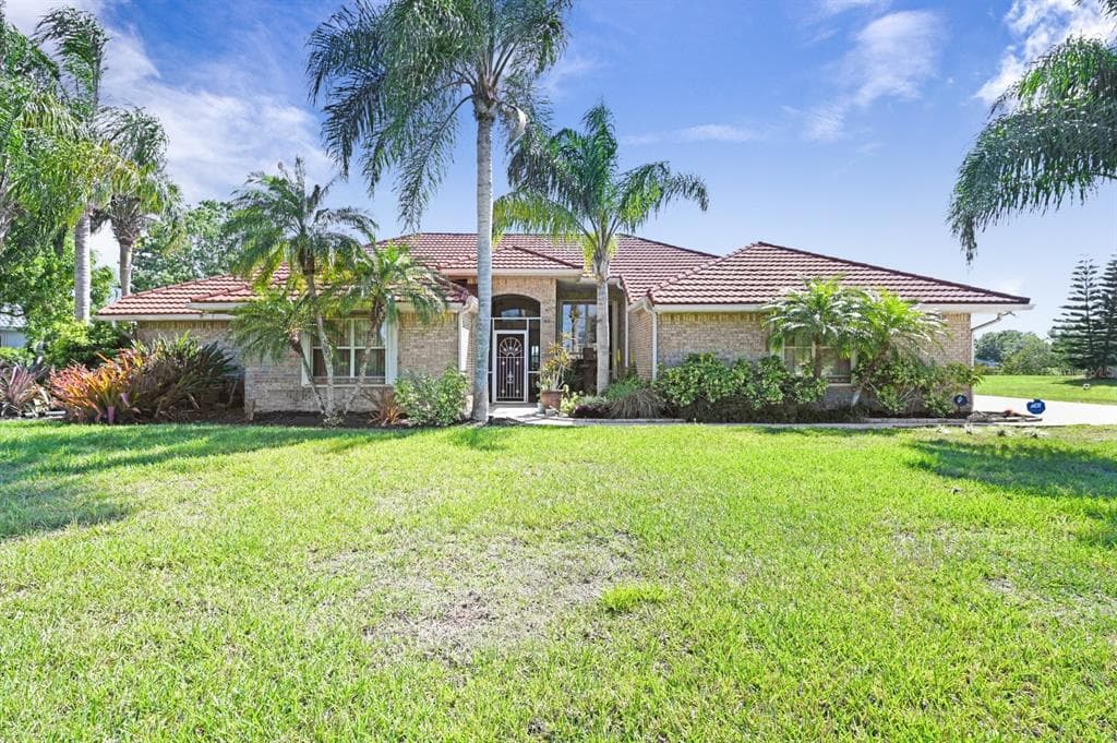 405 LAKE VIEW LANE GRANT VALKARIA, FL 32909