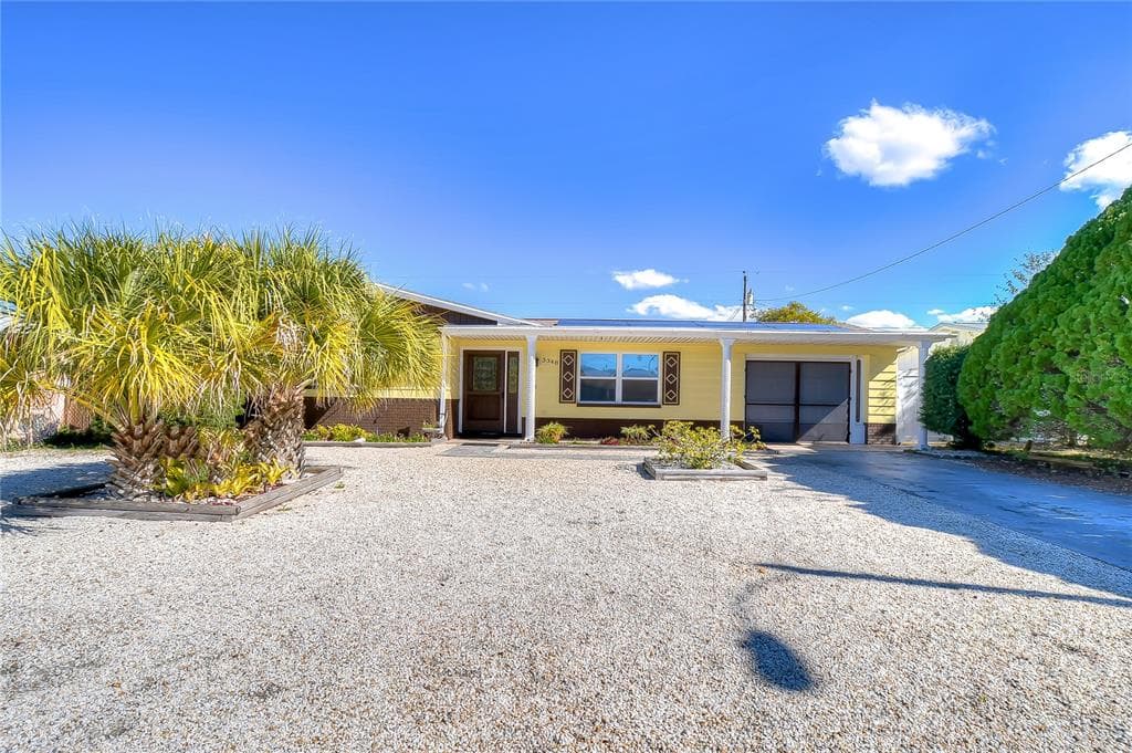 3348 THORNY RIDGE DRIVE HOLIDAY, FL 34691