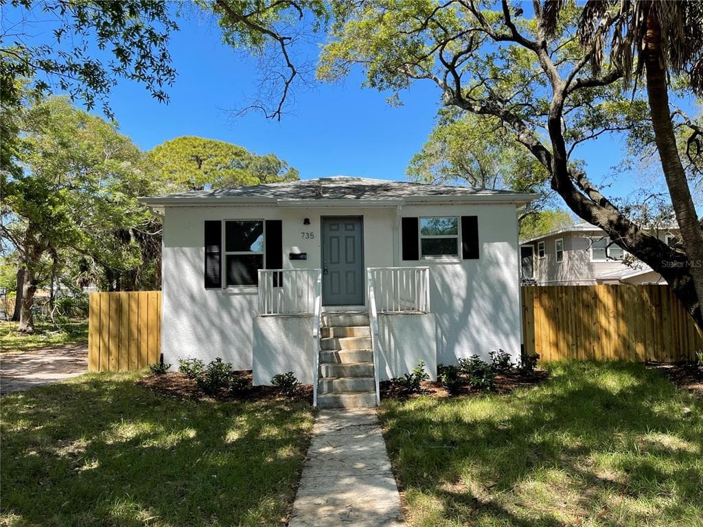 735 21ST AVENUE S ST PETERSBURG, FL 33705