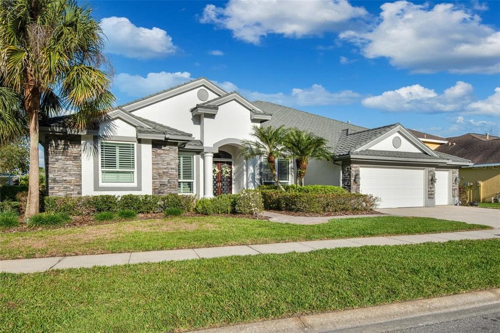 10513 GREENCREST DRIVE