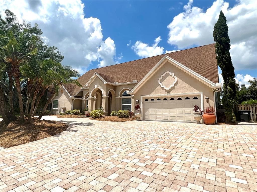 3018 GEIGER COURT CLEARWATER, FL 33761