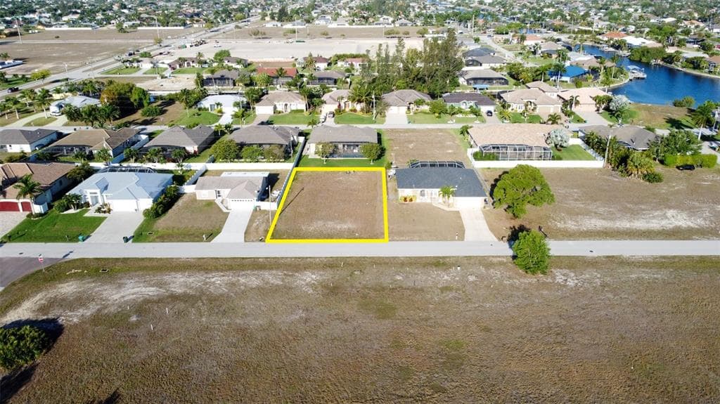 4122 SW 19TH AVENUE CAPE CORAL, FL 33914