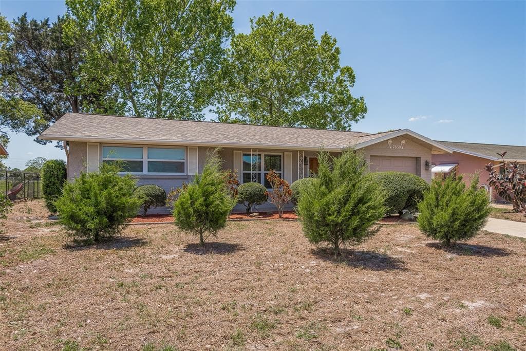 7630 PINEAPPLE LANE PORT RICHEY, FL 34668