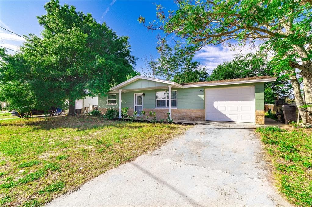 7302 COUNTRY CLUB DRIVE HUDSON, FL 34667
