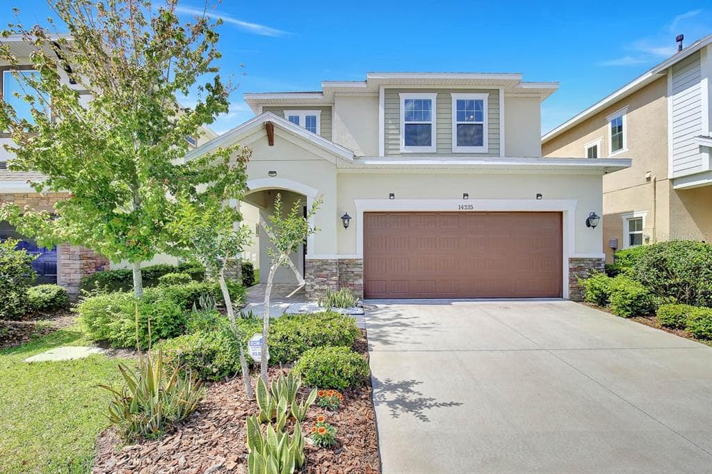 14235 NATURES RESERVE DRIVE LITHIA, FL 33547