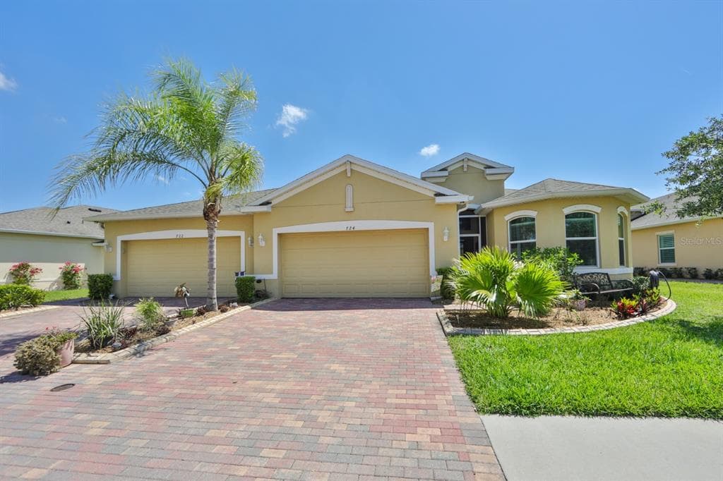 724 CHIPPER DRIVE SUN CITY CENTER, FL 33573