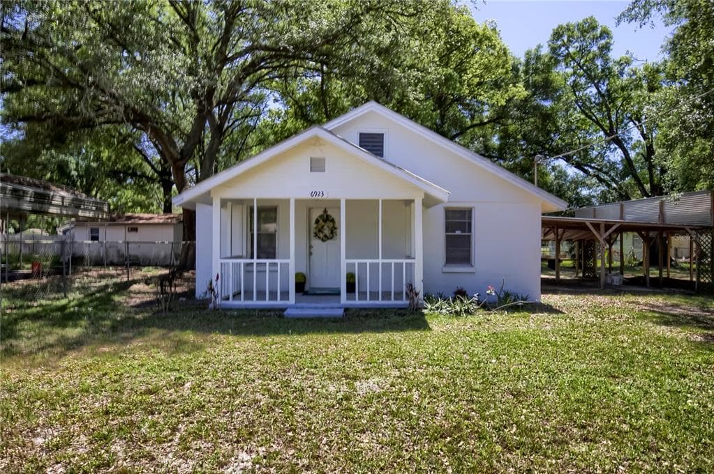 6923 WAYCROSS AVENUE TAMPA, FL 33619