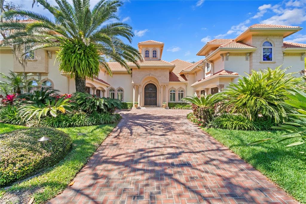 16802 AVILA BOULEVARD TAMPA, FL 33613